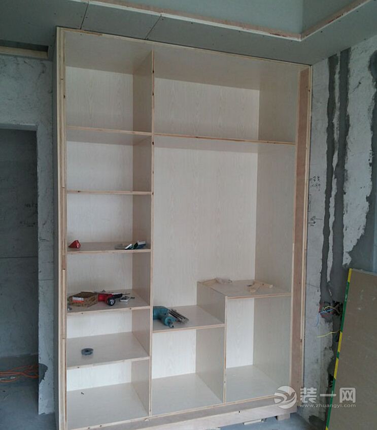 合肥装一网制造衣柜过程图